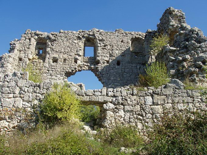 Мангуп-Кале, пещерный город, Крым